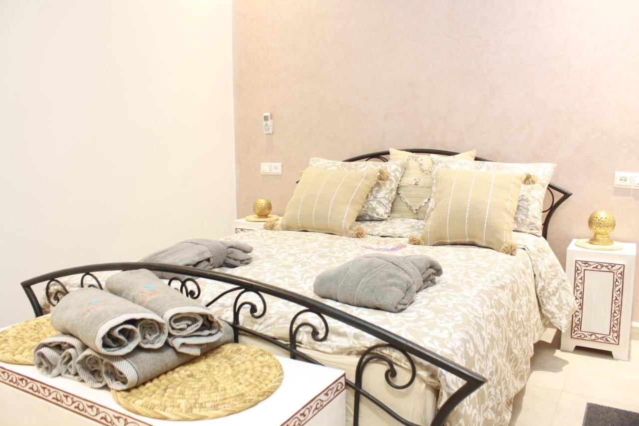 Quarto Duplo com Casa de Banho Privada Externa