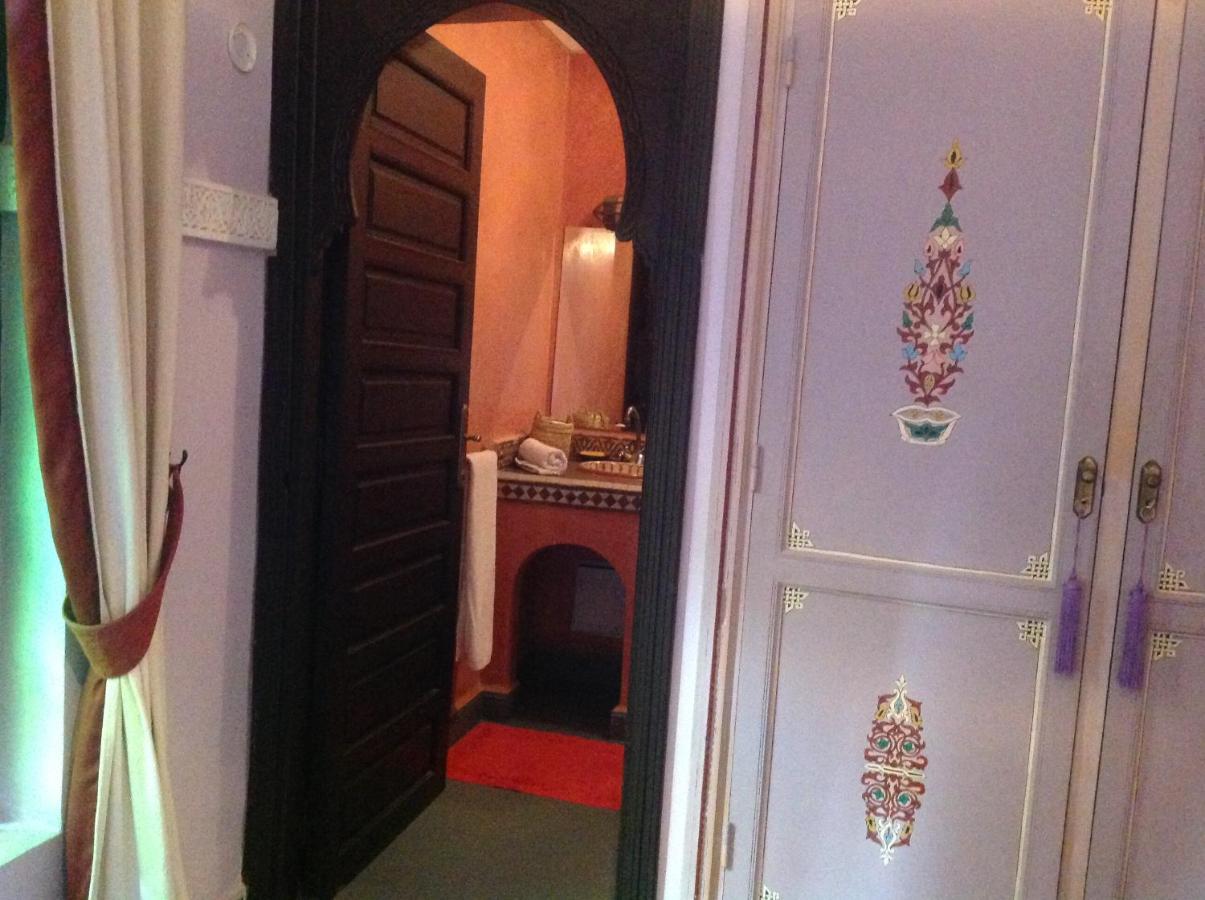 Twin Room,1699012226:JPEG