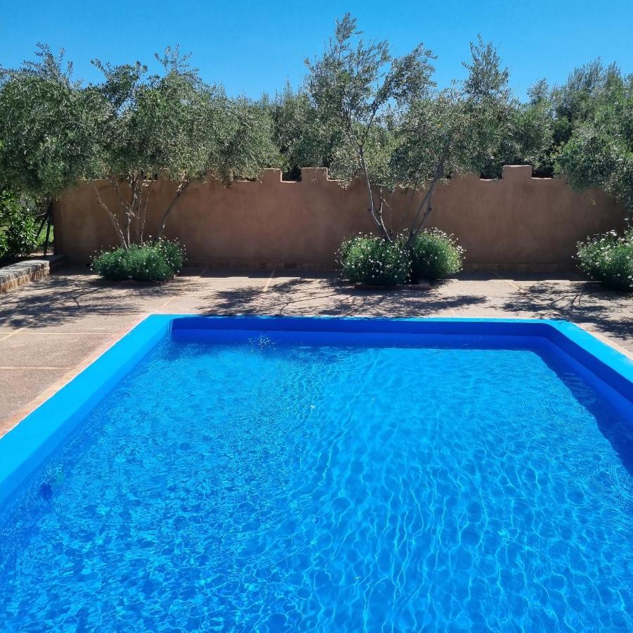Villa com Piscina Privada