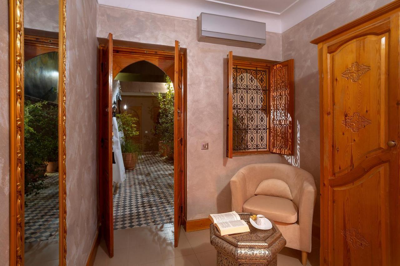 Quarto Duplo com Casa de Banho Privativa