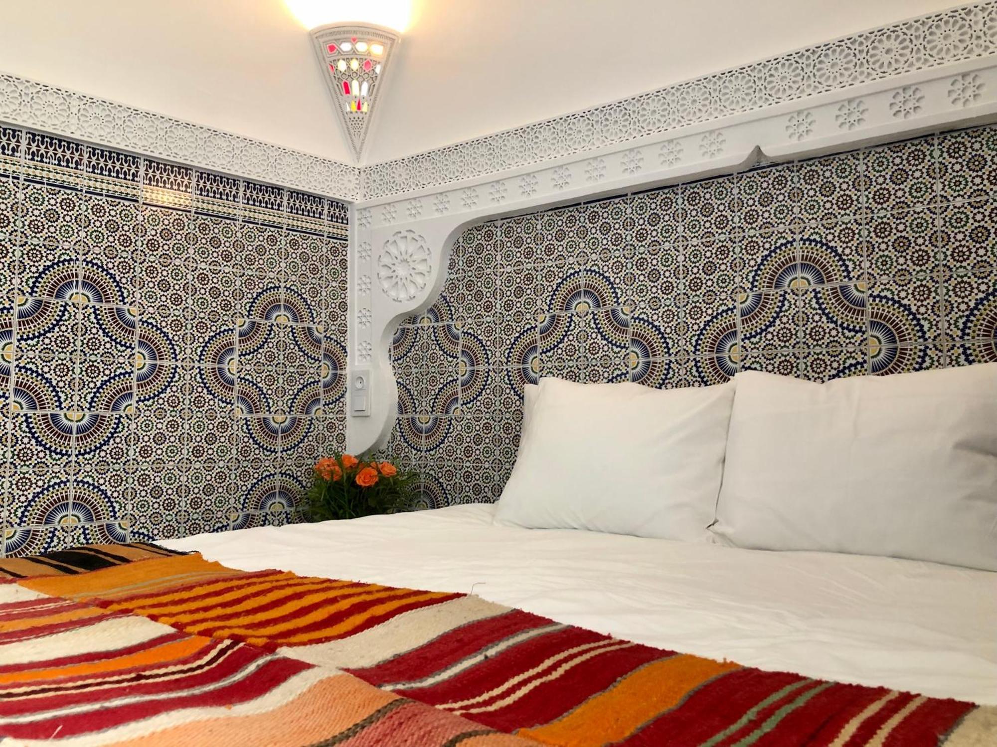Quarto Deluxe (2 Adultos + 1 Criança)