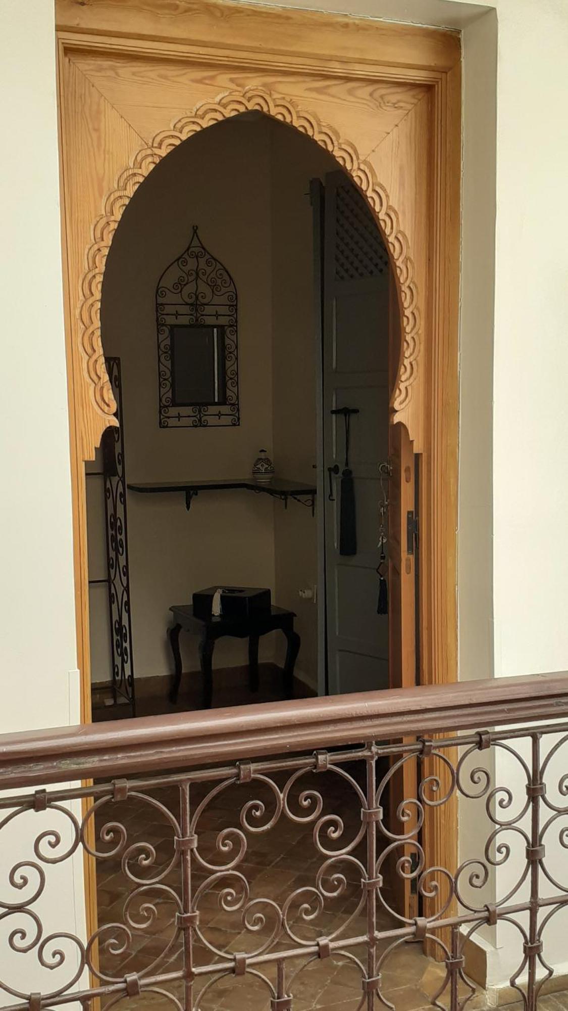 Double or Twin Room Private Bathroom