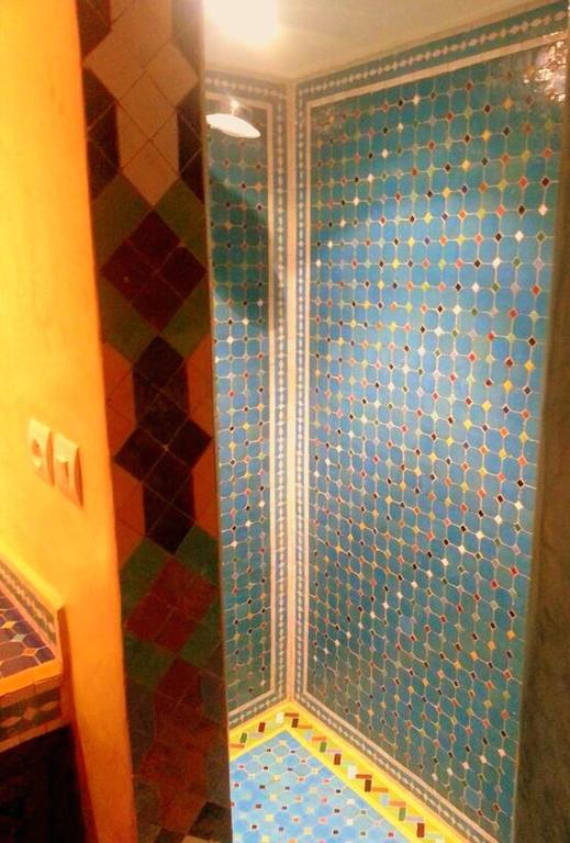 Quarto Duplo Deluxe com Chuveiro