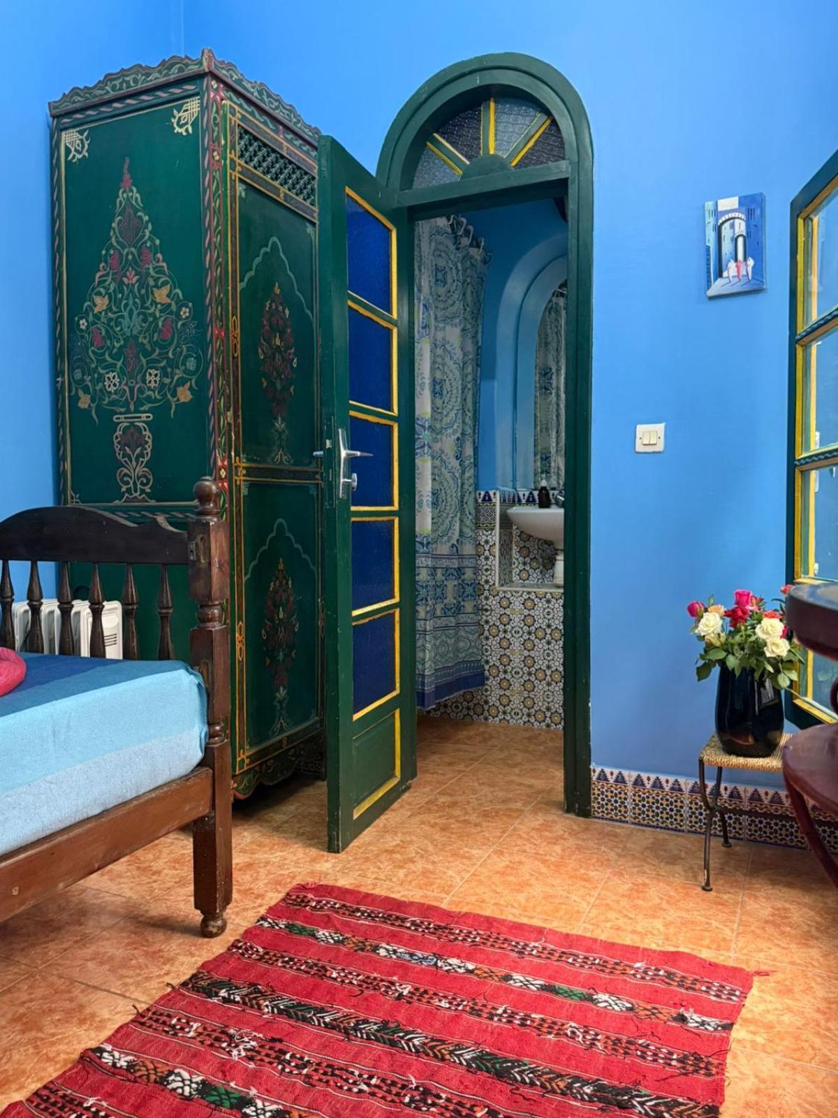 Quarto Individual com Casa de Banho Privativa