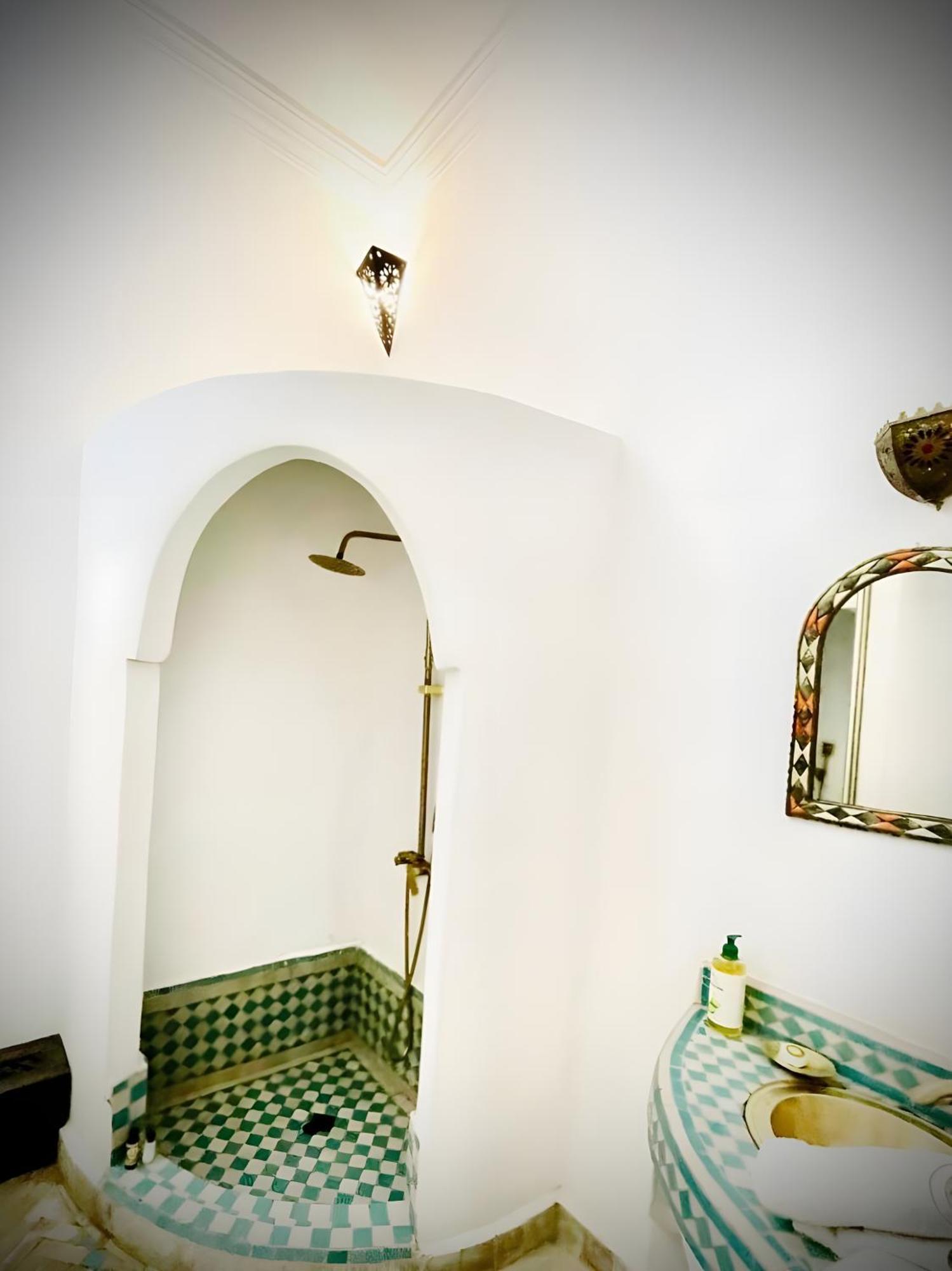 Double Room,1758411548:JPEG