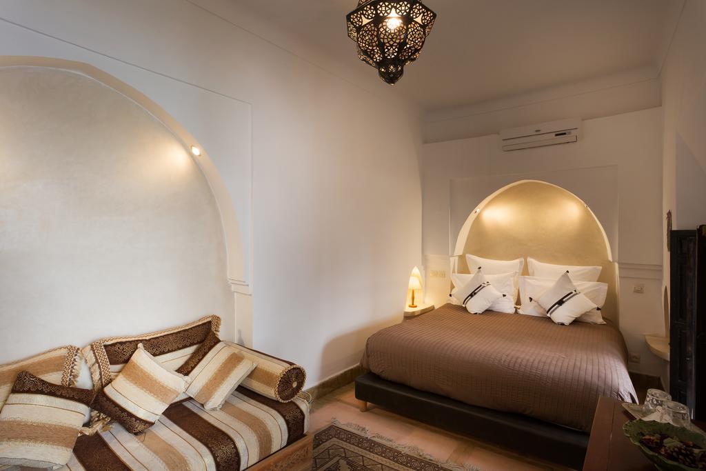 Quarto Triplo com Vista do Jardim