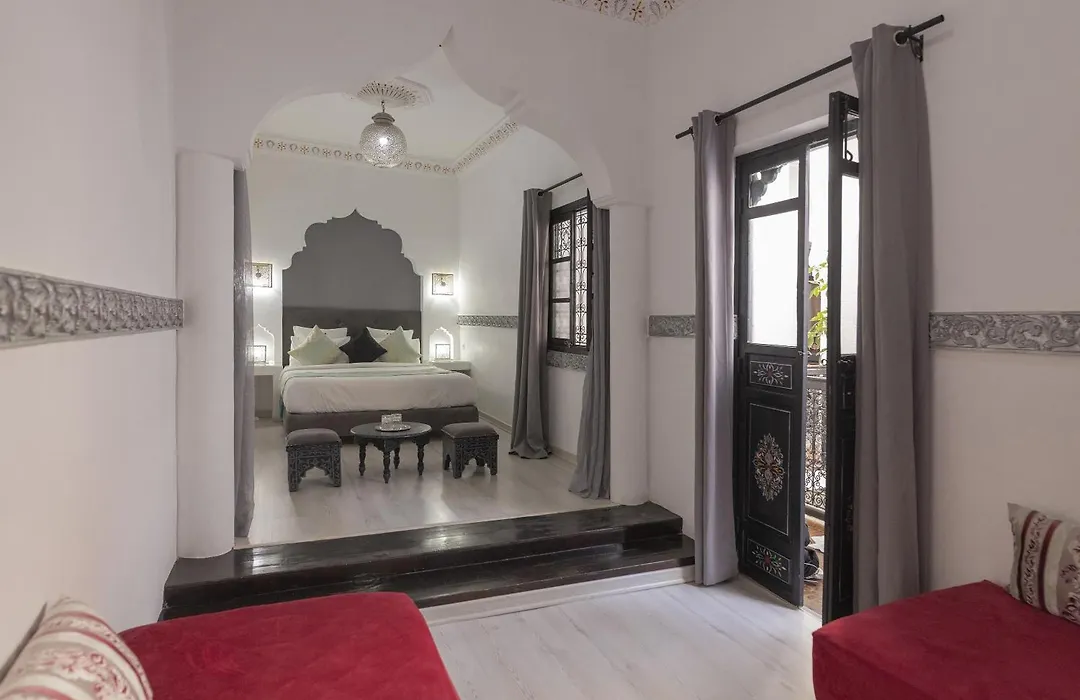 Riad Le Voile D'Orient-1