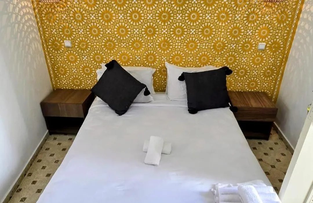 Riad Amazing-1