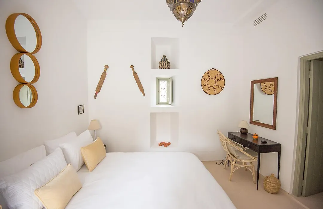 Riad Alia-1