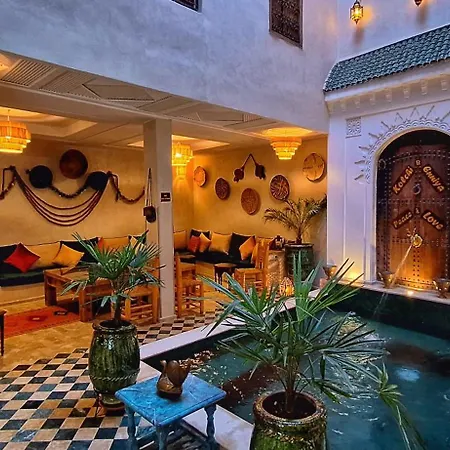 Riad Belikoss Pool & Spa-3