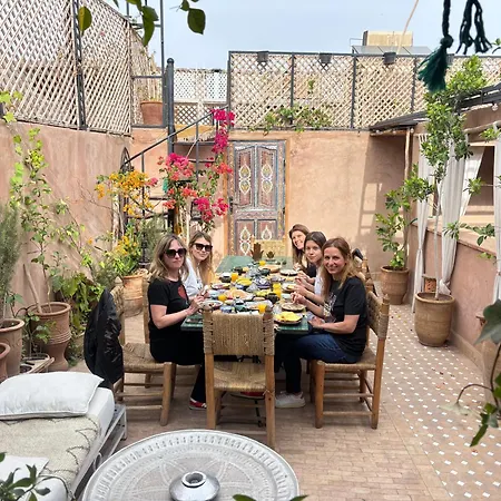 Riad Minami-3