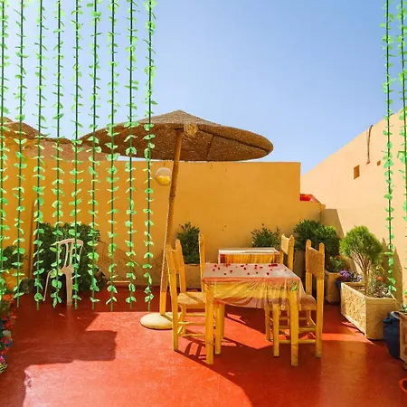 Riad Safran Rouge Jacuzzi Rooftop-2